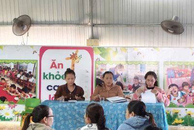 TRƯỜNG MN TỊNH MINH Nhằm tổng kết quá trình học tập, vui chơi và sự phát triển của các con trong suốt năm học vừa qua. Nhà trường và giáo viên sẽ thông tin về kết quả rèn luyện, kỹ năng, sức khỏe cũng như những tiến bộ nổi bật của trẻ. Bên cạnh đó, giáo viên cũng gửi lời cảm ơn đến quý phụ huynh đã luôn đồng hành cùng nhà trường, đồng thời trao đổi định hướng chuẩn bị cho các con trong dịp hè và năm học tiếp theo. Chúc các bé có một mùa hè vui vẻ, an toàn và bổ ích.